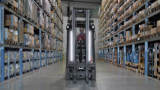 LED Stripes angebracht an einem Linde Stapler LED Stripes angebracht an einem Linde Stapler
