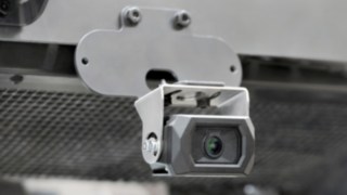 Die KI-Software der Reverse Assist Camera ist vollständig in die Kamera integriert, wodurch keine weiteren Hardware-Komponenten erforderlich sind. Kamera der Reverse Assist Camera